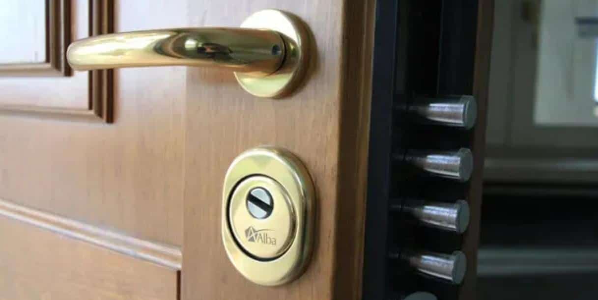 Puerta Seguridad Cerrajeros Madrid